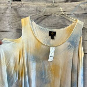 JM Collection Cold Shoulder Top